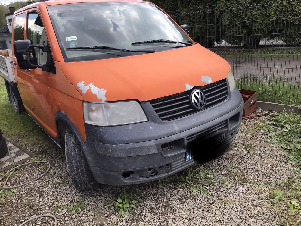 VOLKSWAGEN T5 2,5tdi  6 osobowy doka