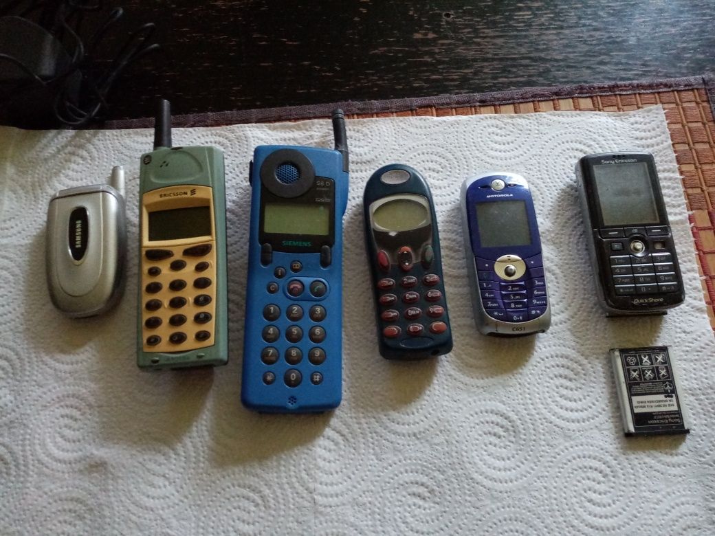 Telefony  kom nokia 21 szt