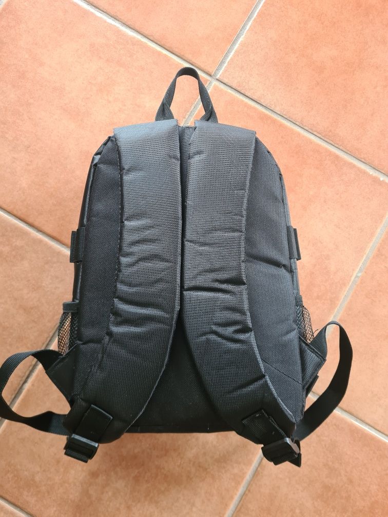 Mochila para drone e/ou máquina fotográfica