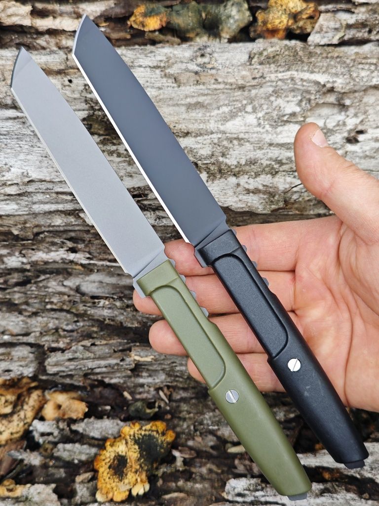 Extrema Ratio Mamba , фултанг с ножнами ,отлично сидит в руке, танто
