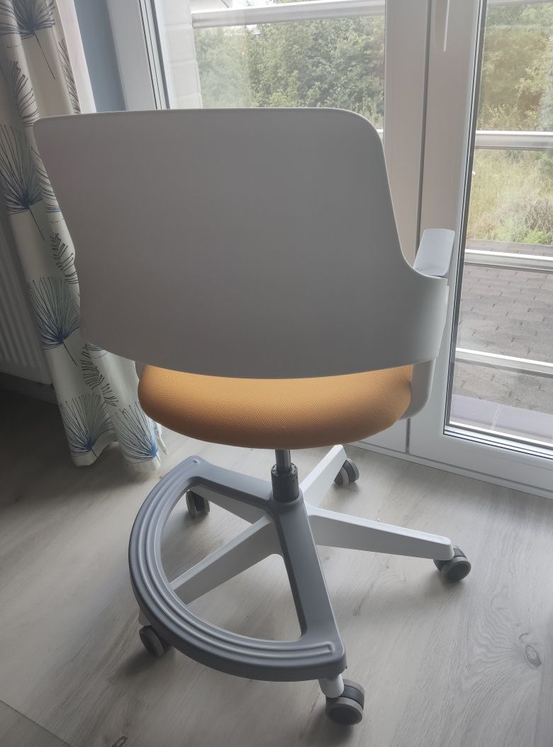 Krzesło dla dzieci ergonomiczne rookee