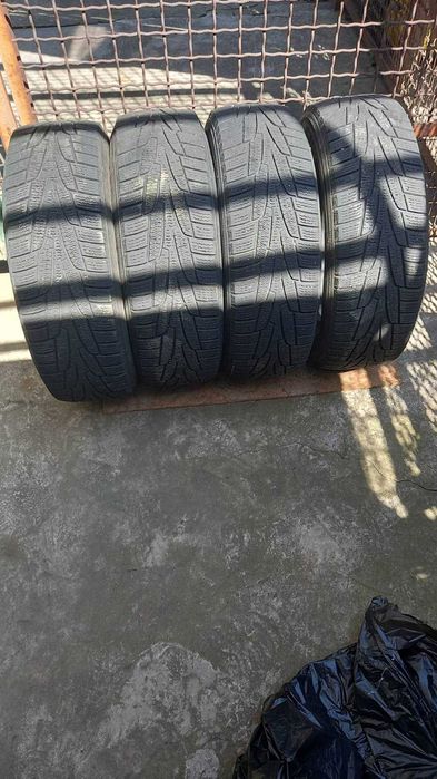 Шини (без дисків) 195*65 R15 KUMHO зима 4 шт