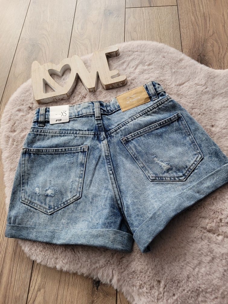 Krótkie spodneki szorty dżinsowe jeans xs