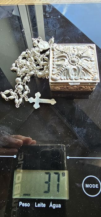 Terço em prata com caixa em prata