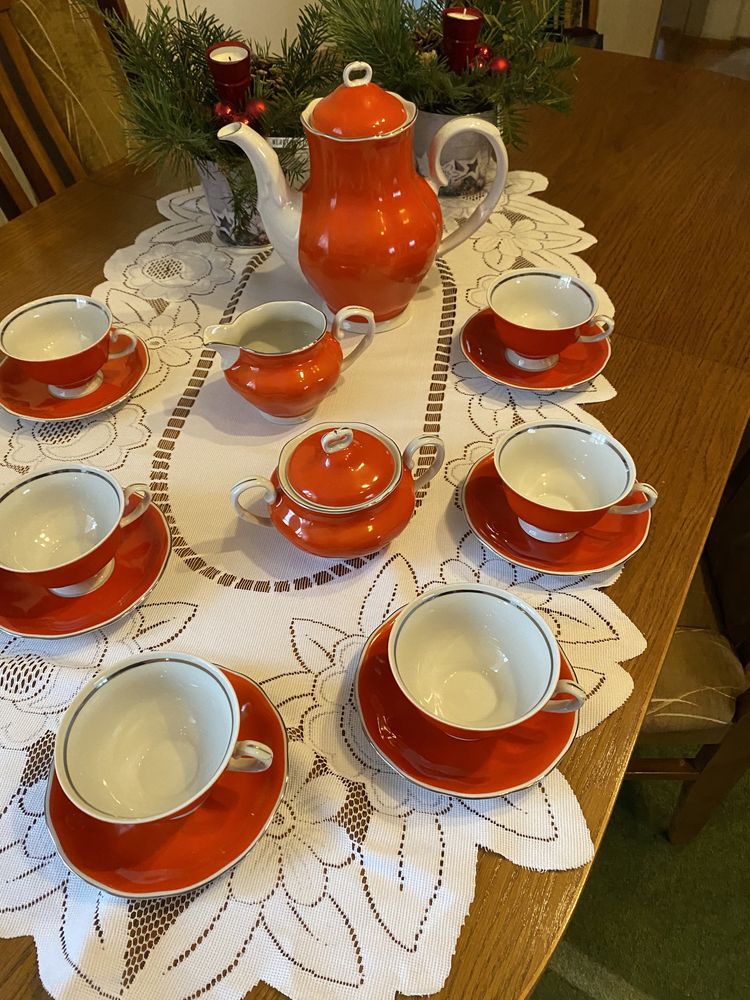 Zestaw kawowy z porcelany polskiej