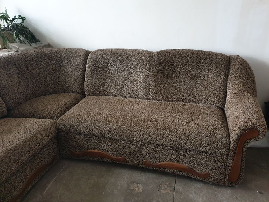 Мягкий уголок в гостинную