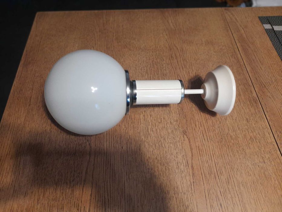 Lampy sufitowe Led złota i pozostałe 2 szt. zwykłe na żarówki E27.