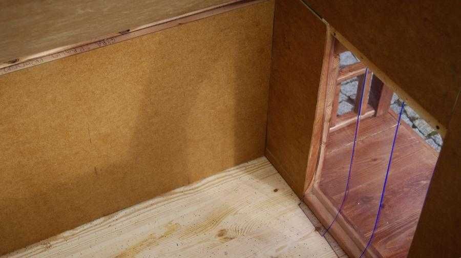 Buda Dla Psa DANTE 205/120/120 Owczarek Kaukaski