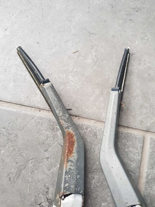 Ramiona wycieraczki lamp mercedes W126 2 seria