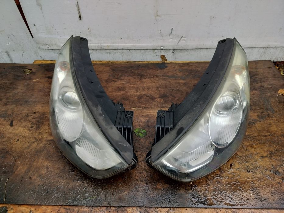 Lampa przód Hyundai ix35 soczewka zwykła lewa prawa H7
