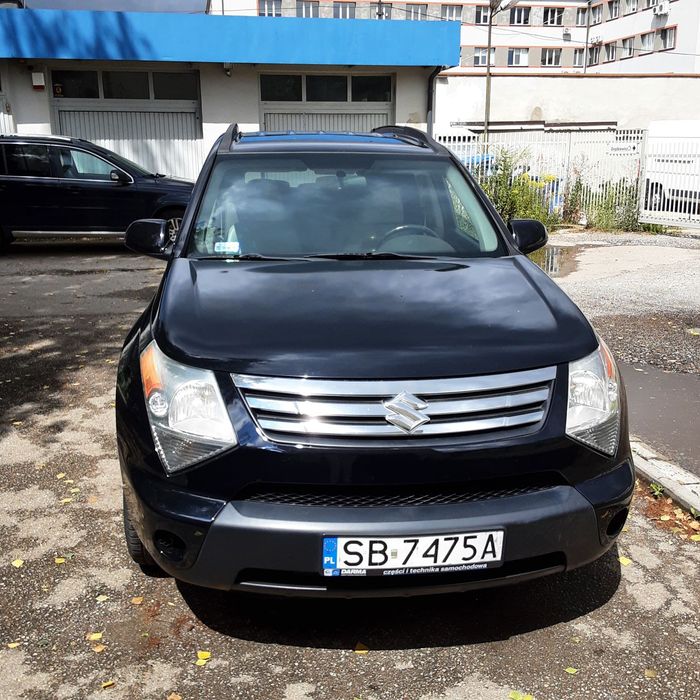 Suzuki XL7 Samochód osobowy Suzuki XL7