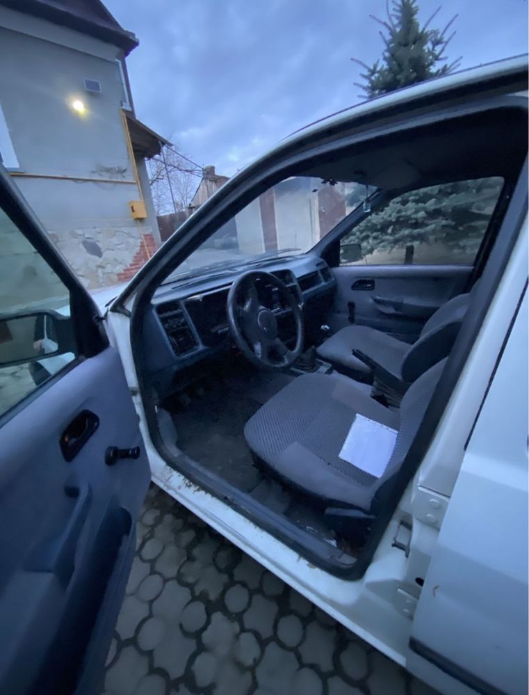 Продам форд сієра цілий або по запчастинах