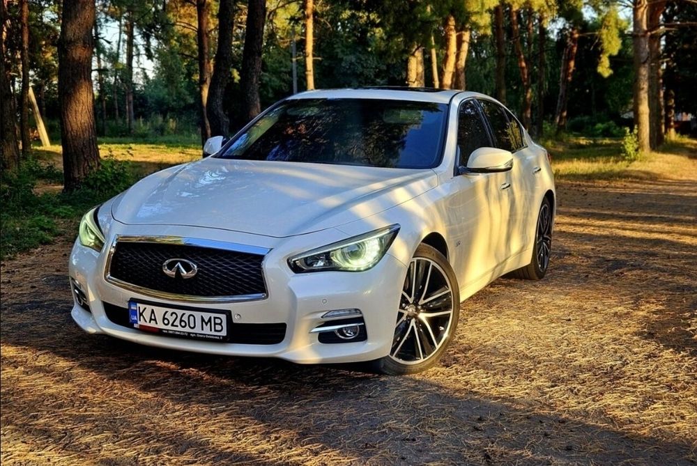 Продаж авто Infiniti q50 2.2d