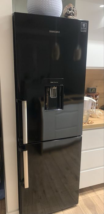 Lodowka Samsung czarna