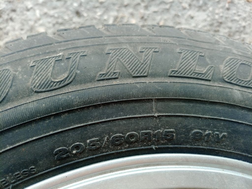 Jante e penu Dunlop audi