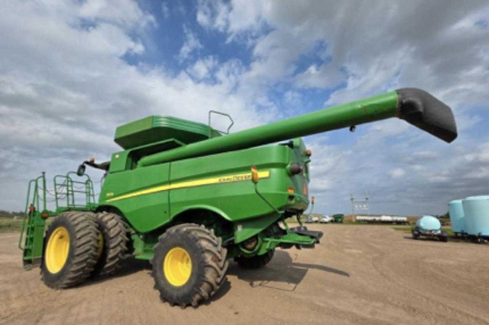продам John Deere S670 2012року