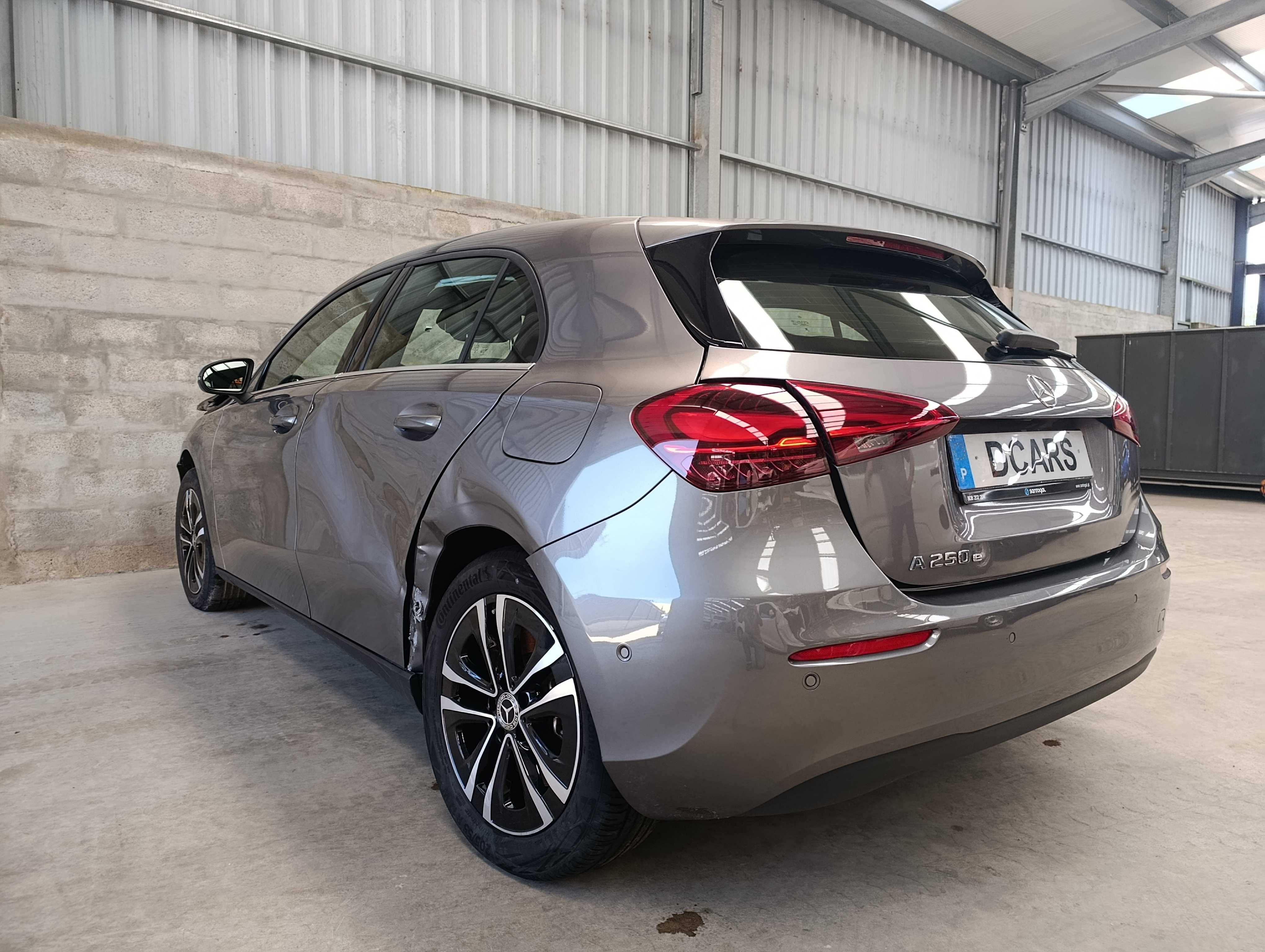 Mercedes-Benz A250e IVA Dedutível