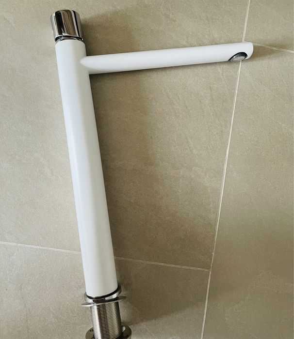 Вешалки для полотенец и туалетной бумаги и разные мелочи