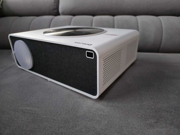 Projektor rzutnik LED Touyinger q9 full HD android 6500lm