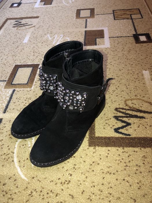 Чоботи демосезонні з натуральноі замші