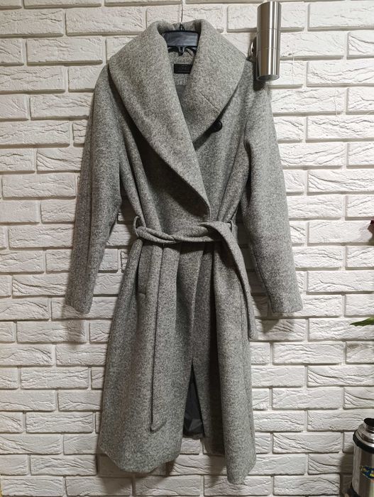 Пальто на запах 48-50 розмір на високий зріст