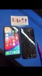 Восстановление разбитых экранов дисплеев iPhone X XS переклейка стекла