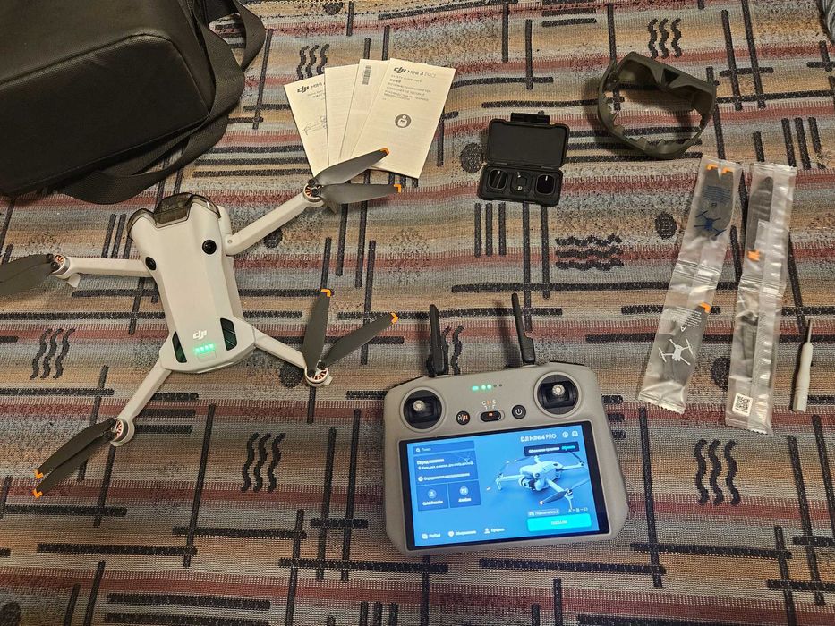 DJI Mini 4 Pro + пульт DJi RC-2, комплект , без аккаунта