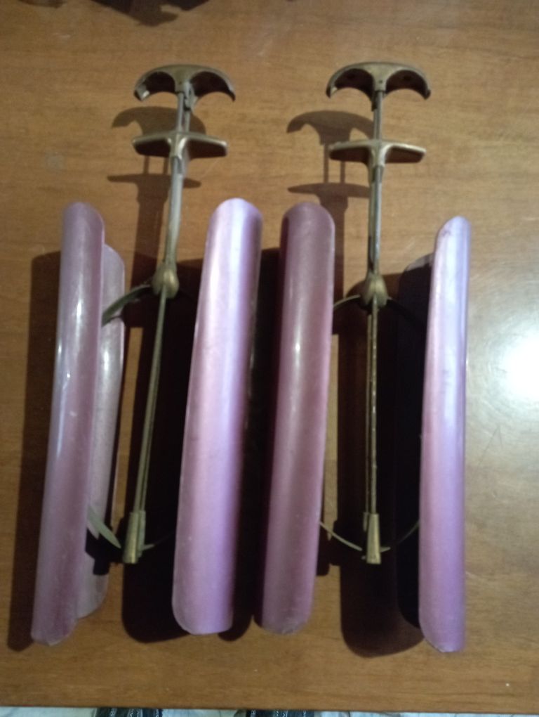 Продам женские сапожки.