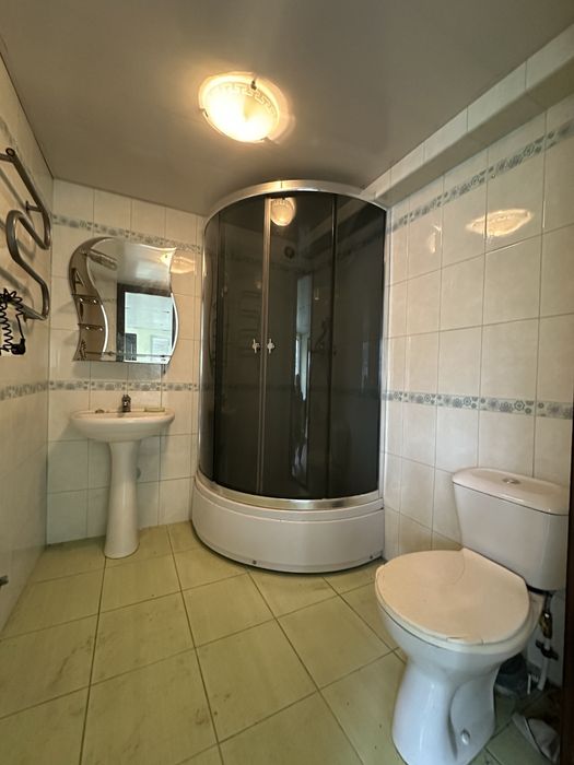 Седнів Центр будинок 80 м кв зі всіма комунікаціями 15 сот