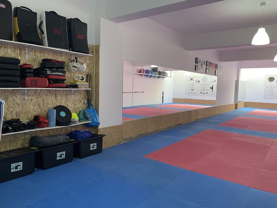 Espaço desportivo aulas grupo