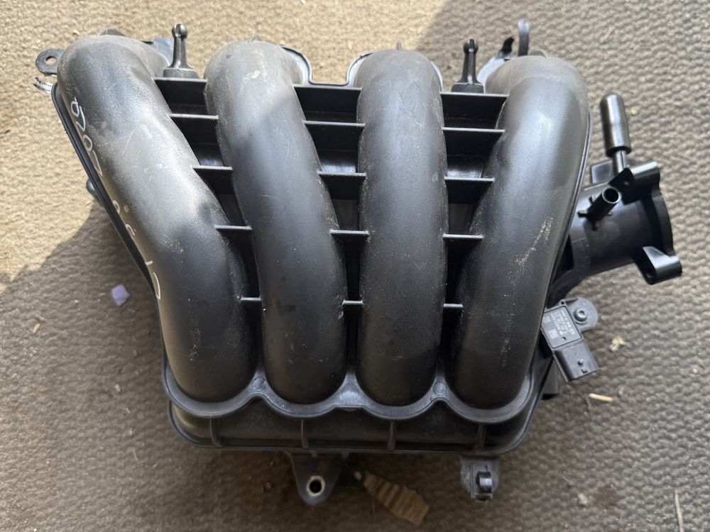 Впускной Коллектор Mazda 3 BP CX30 2019-2024
