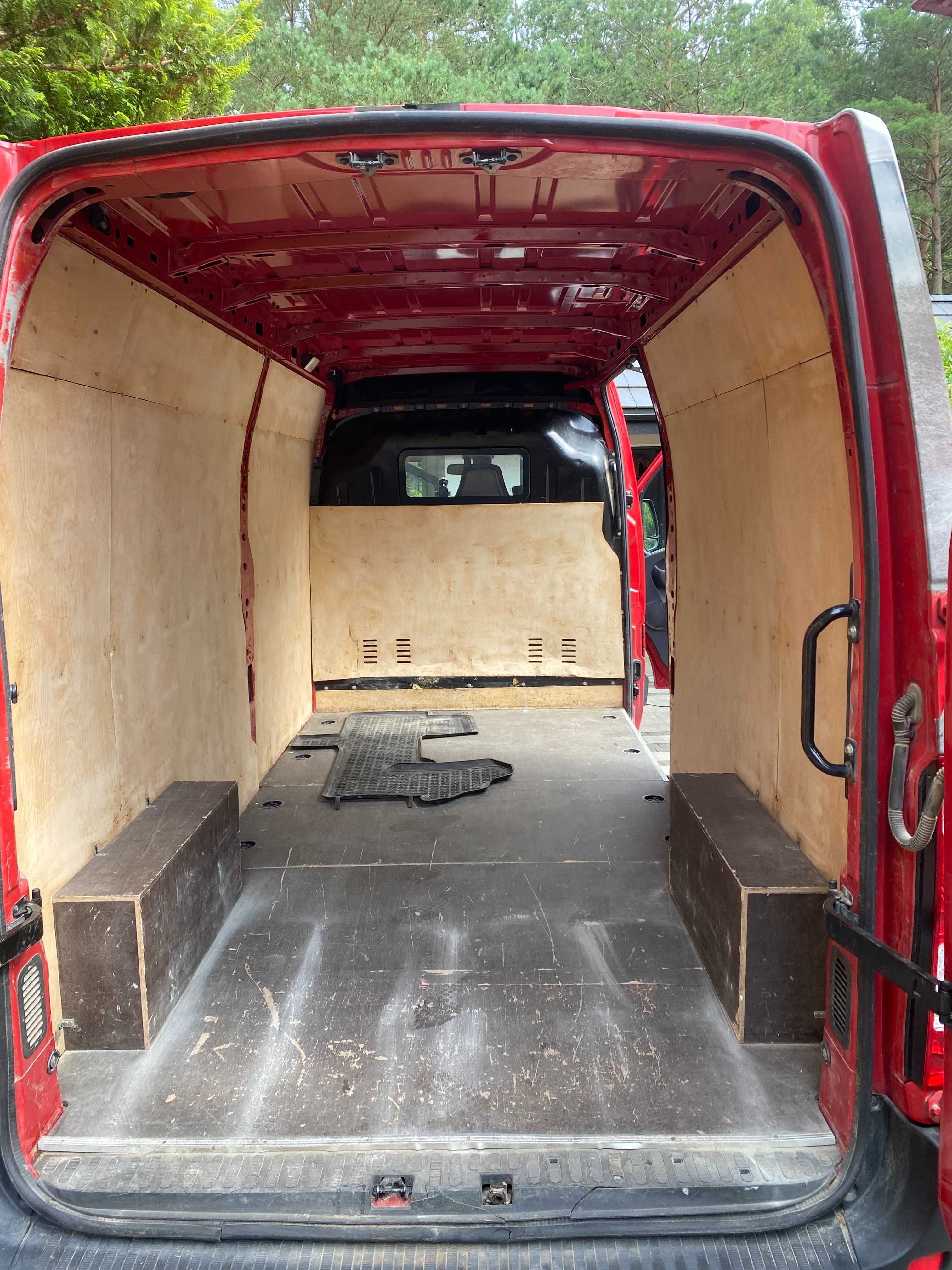 Sprzedam Renault Master furgon FWD Pack Clim 3,5T L3H2 2,3 dci 180 E6.