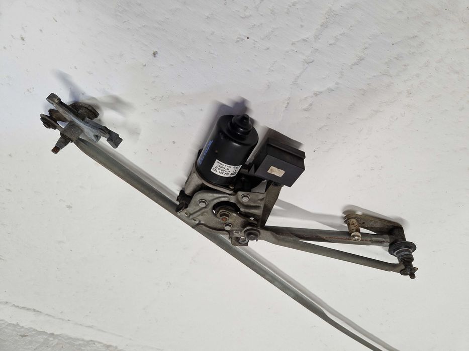 Przedni Przód Mechanizm Silniczek Wycieraczek Europa Mercedes VANEO Eu