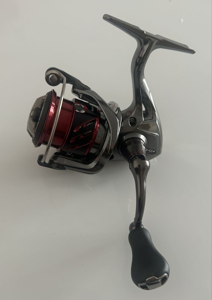 Kołowrotek Shimano Stradic CI4+ FB C2000S