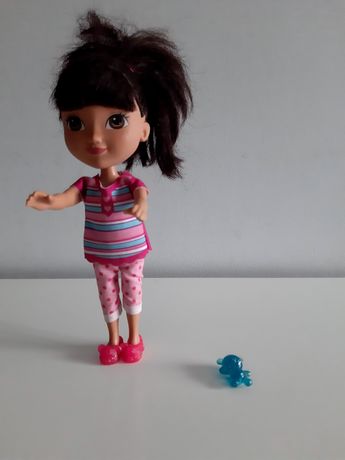 Lalka Dora w piżamie Fisher Price
