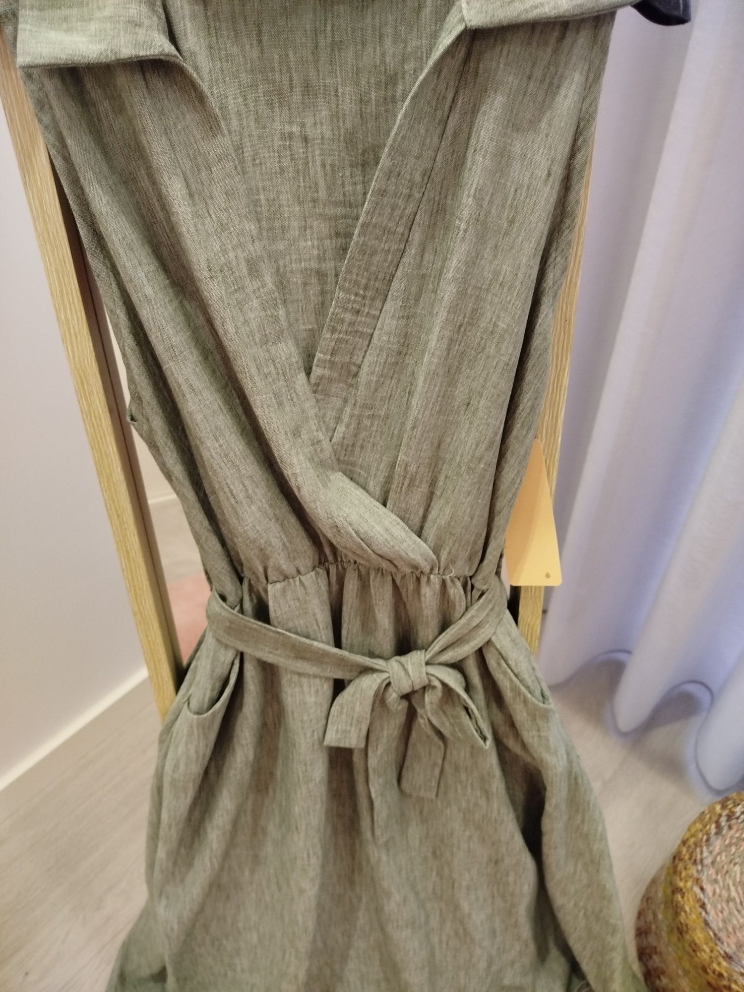 Vestido caqui novo