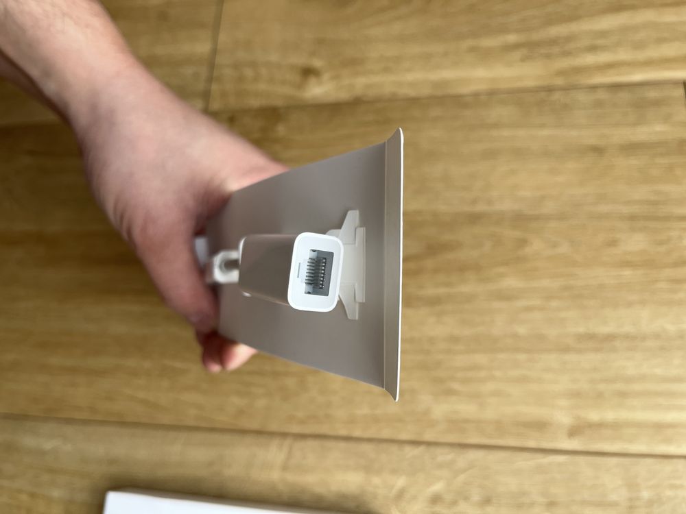 Apple przejściówka z portu thunderbolt na port gigabit ethernet