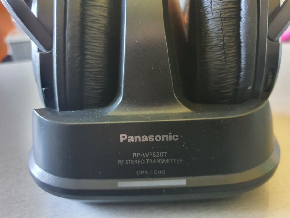 Bezprzewodowe słuchawki PANASONIC RP-WF820T + stacja dokująca, zasilac