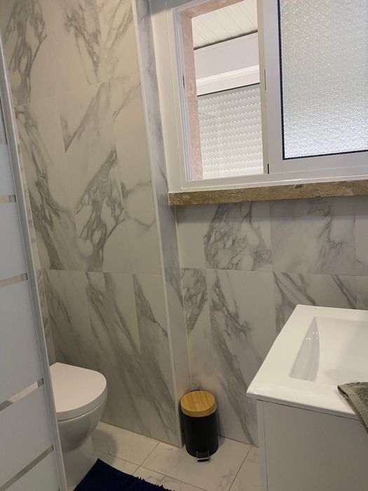 Quarto casal a 2 da estacao de Cacém