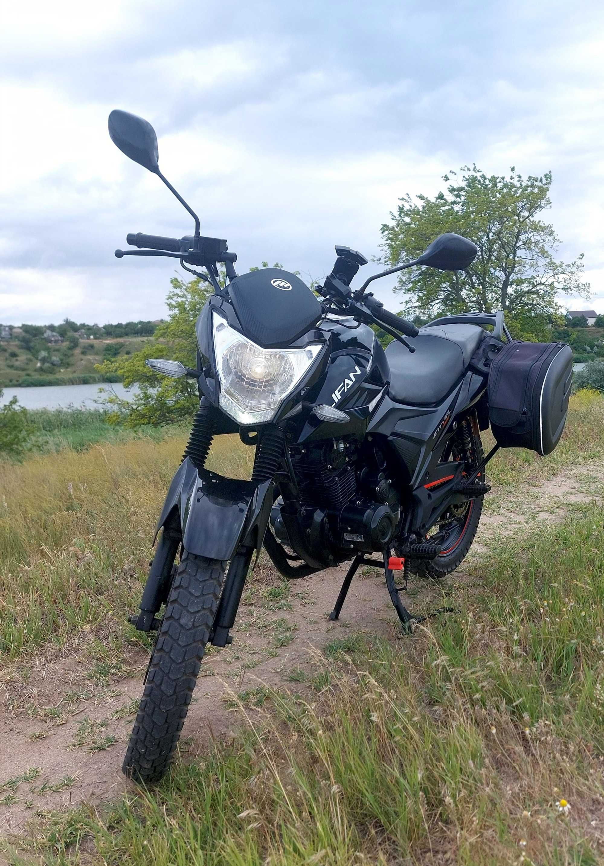 Продам Lifan STR 200
