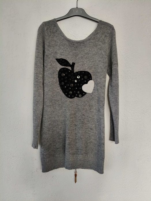 Sukienka tunika szara na zimę, z nadrukiem S