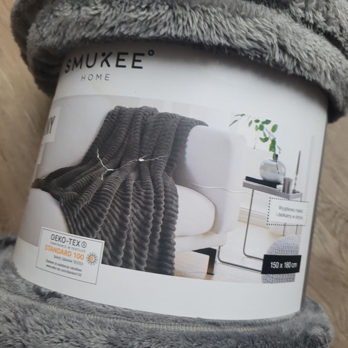 Szary koc dekoracyjny 150x180 na prezent nowy