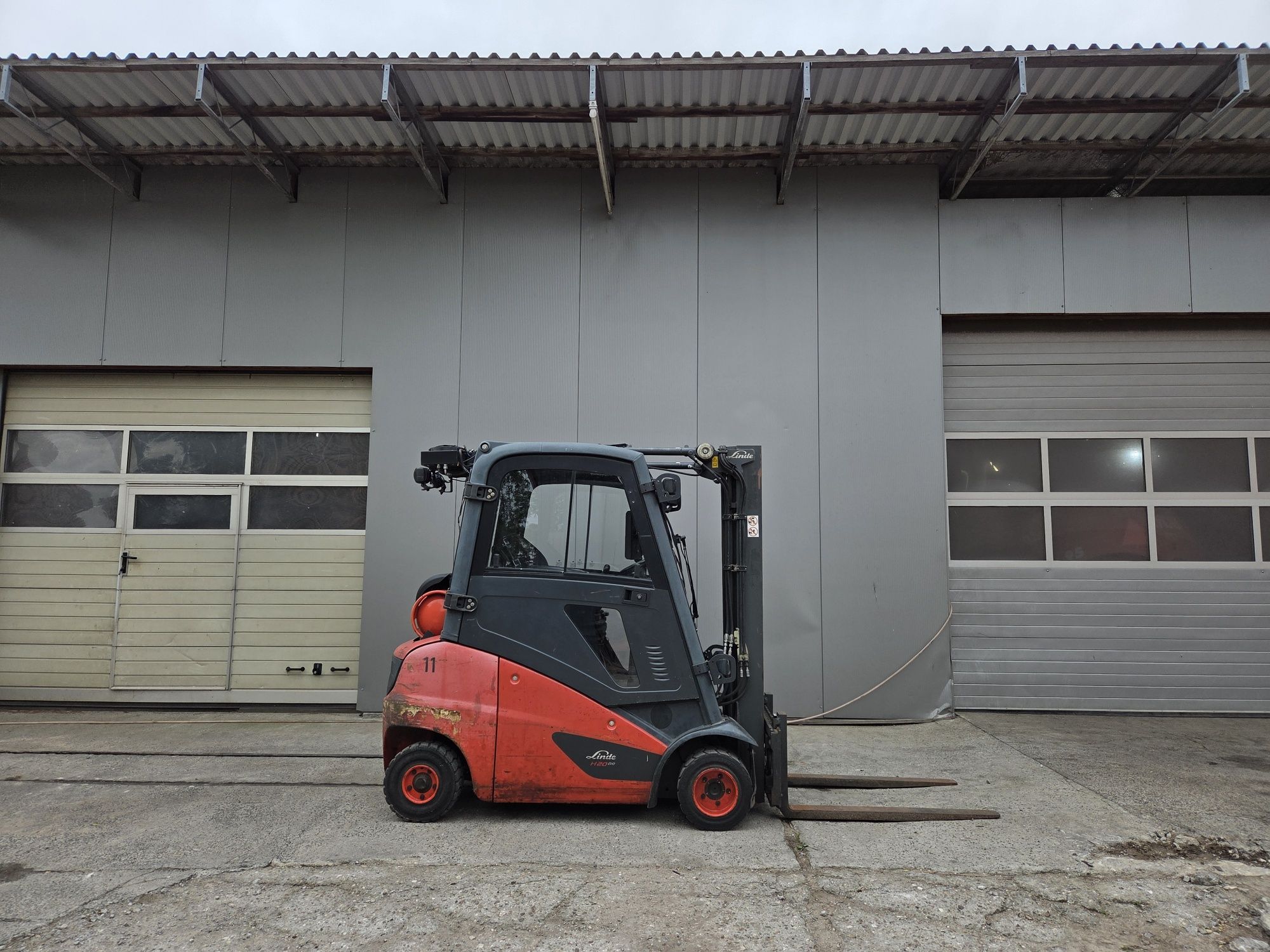 Wózek widlowy Linde H20T-01  Rok 2016, Triplex 4.62 m, Kabina, Przesuw