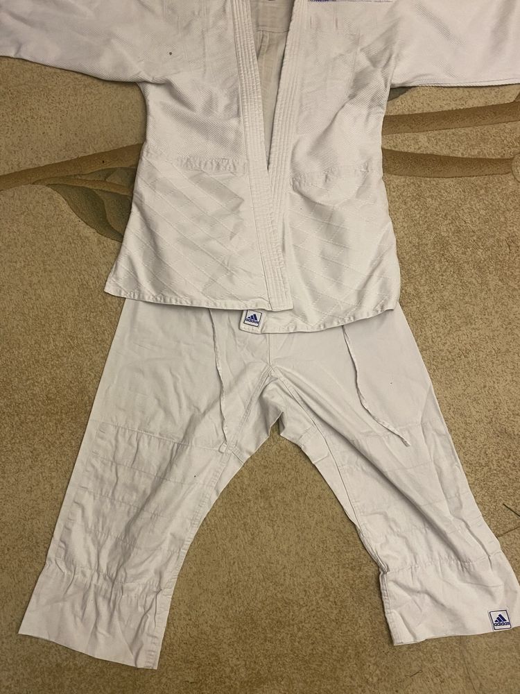 Продам кімоно adidas!