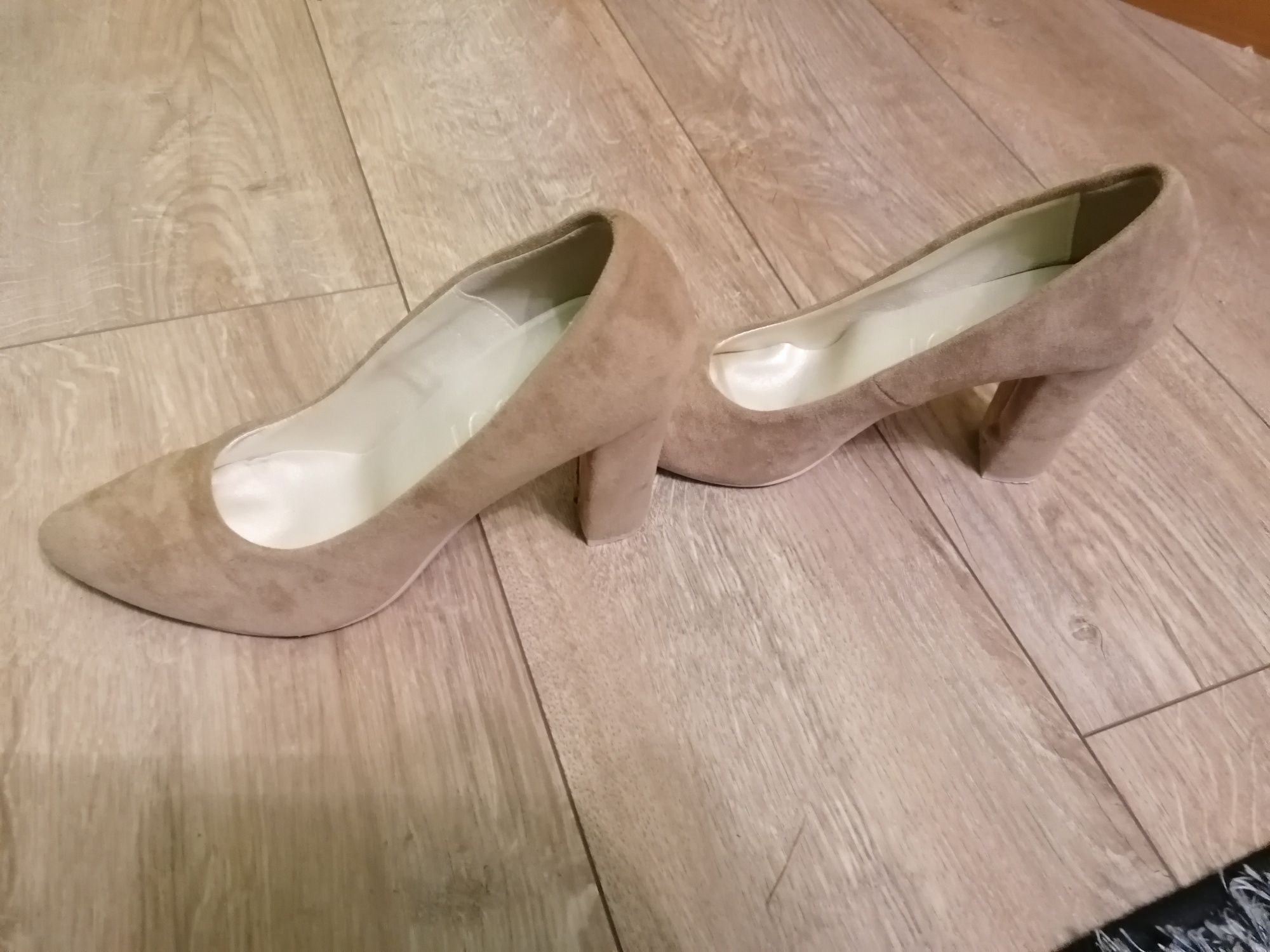 Buty na obcasie, na słupku, karmel, camel, r. 38