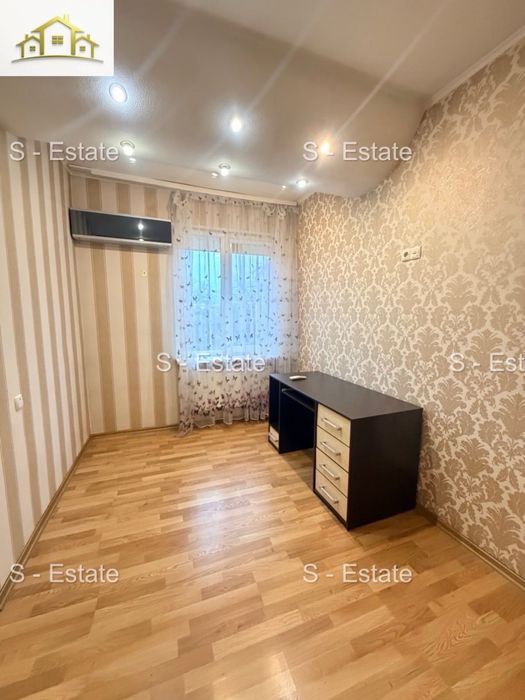 Продам квартиру в таунхаусі Французський бульвар, Захистників України