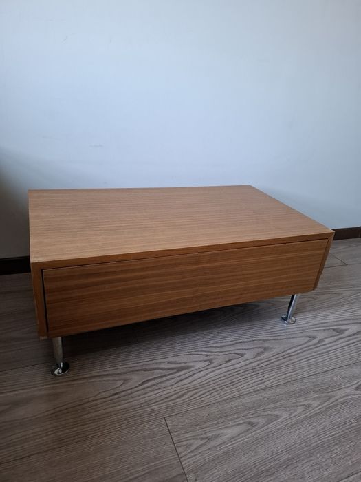 Mała szafka rtv z szufladą