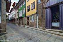 Prédio remodelado em zona património da Unesco de Guimarães