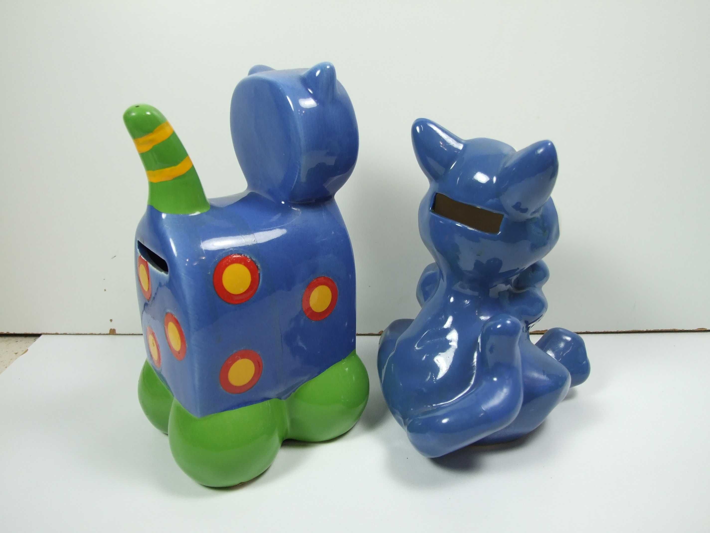 figurki ceramicznych kotów  zestaw
