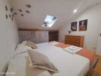701005 - Quarto com várias camas em...
